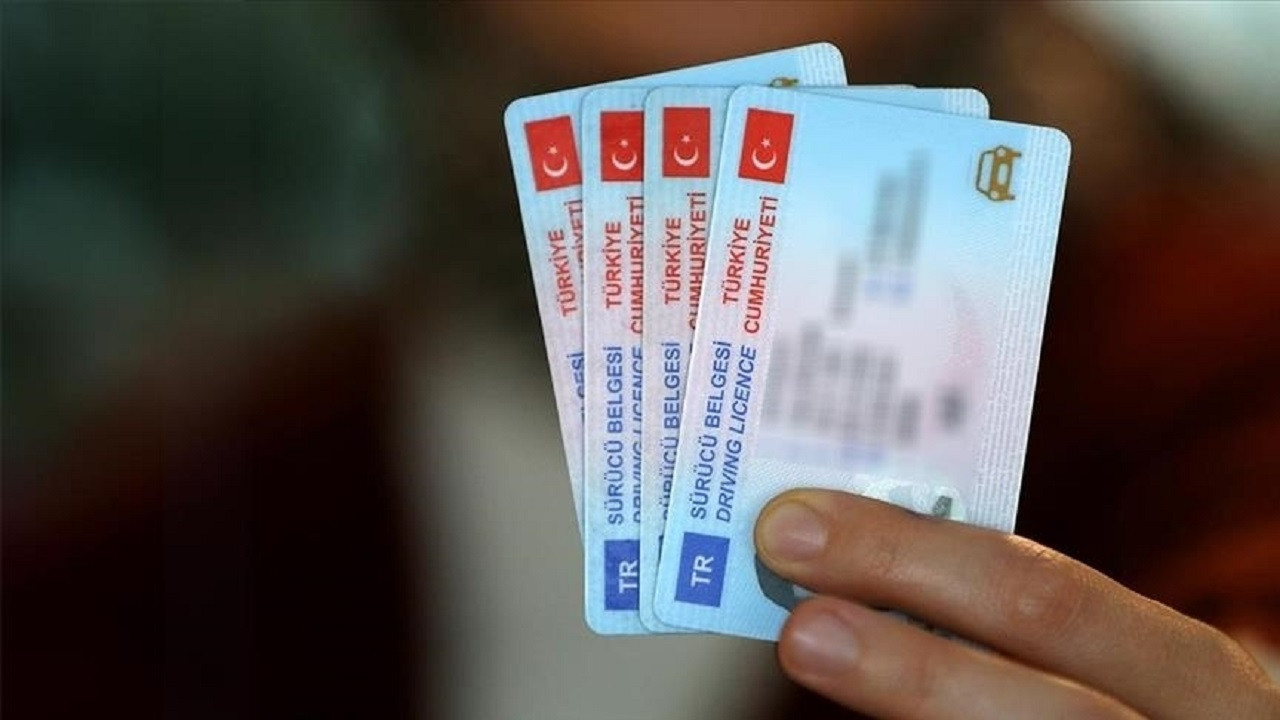 Türkiye’de Ehliyet Yaş Sınırlarında Değişiklik: Gençler İçin Büyük Kolaylık
