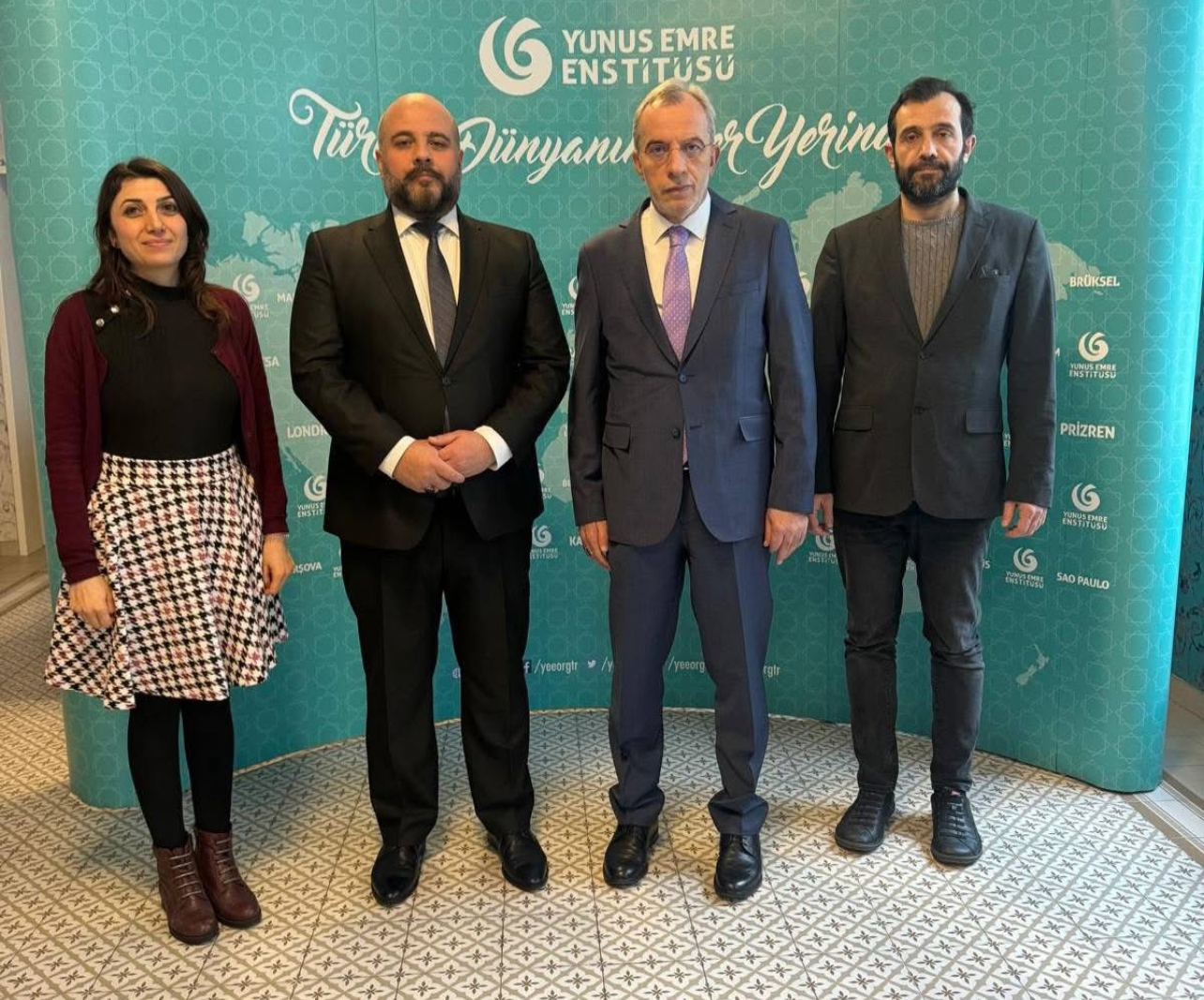 Büyükelçi Dr. Gürsel Dönmez’den Yunus Emre Enstitüsü’ne Ziyaret