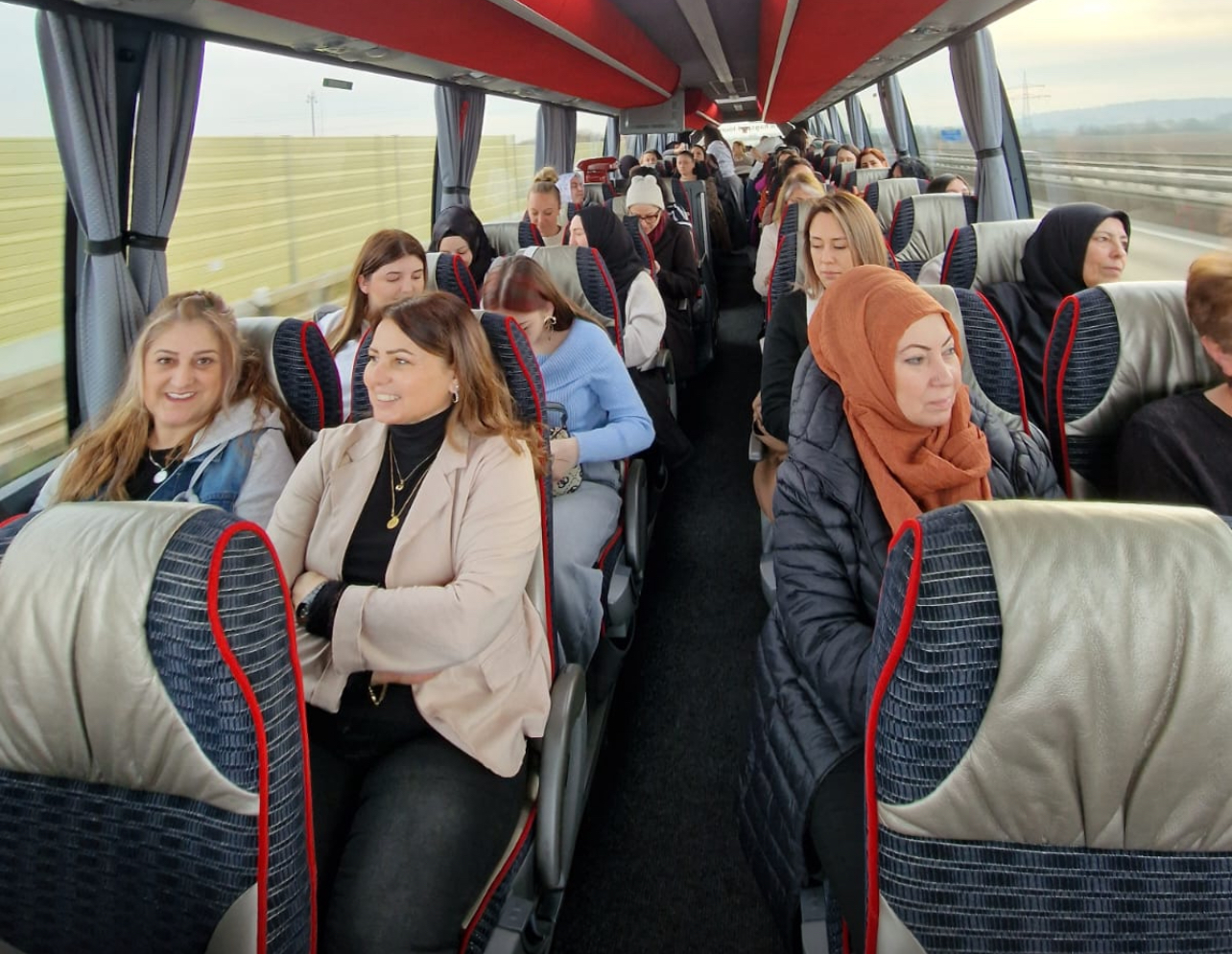 BizBize Dream Explorer ile Kültürel Keşifler: Yeni Yerler, Yeni Deneyimler!