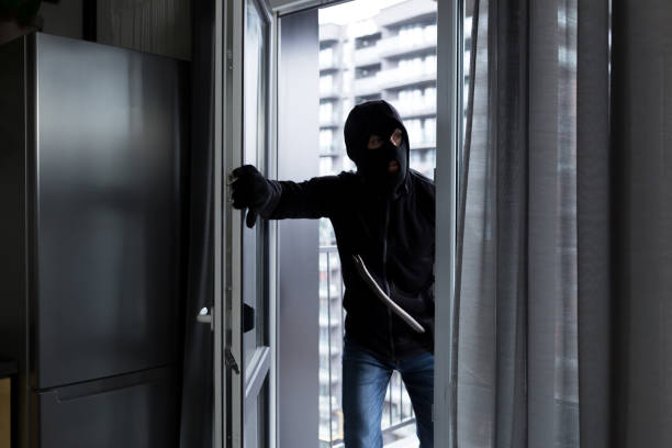 Fußach’ta Müstakil Eve Hırsızlık – Polis Vatandaşlardan Yardım Bekliyor