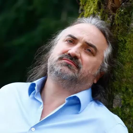 Sanat Dünyası Yasta: Volkan Konak Hayatını Kaybetti