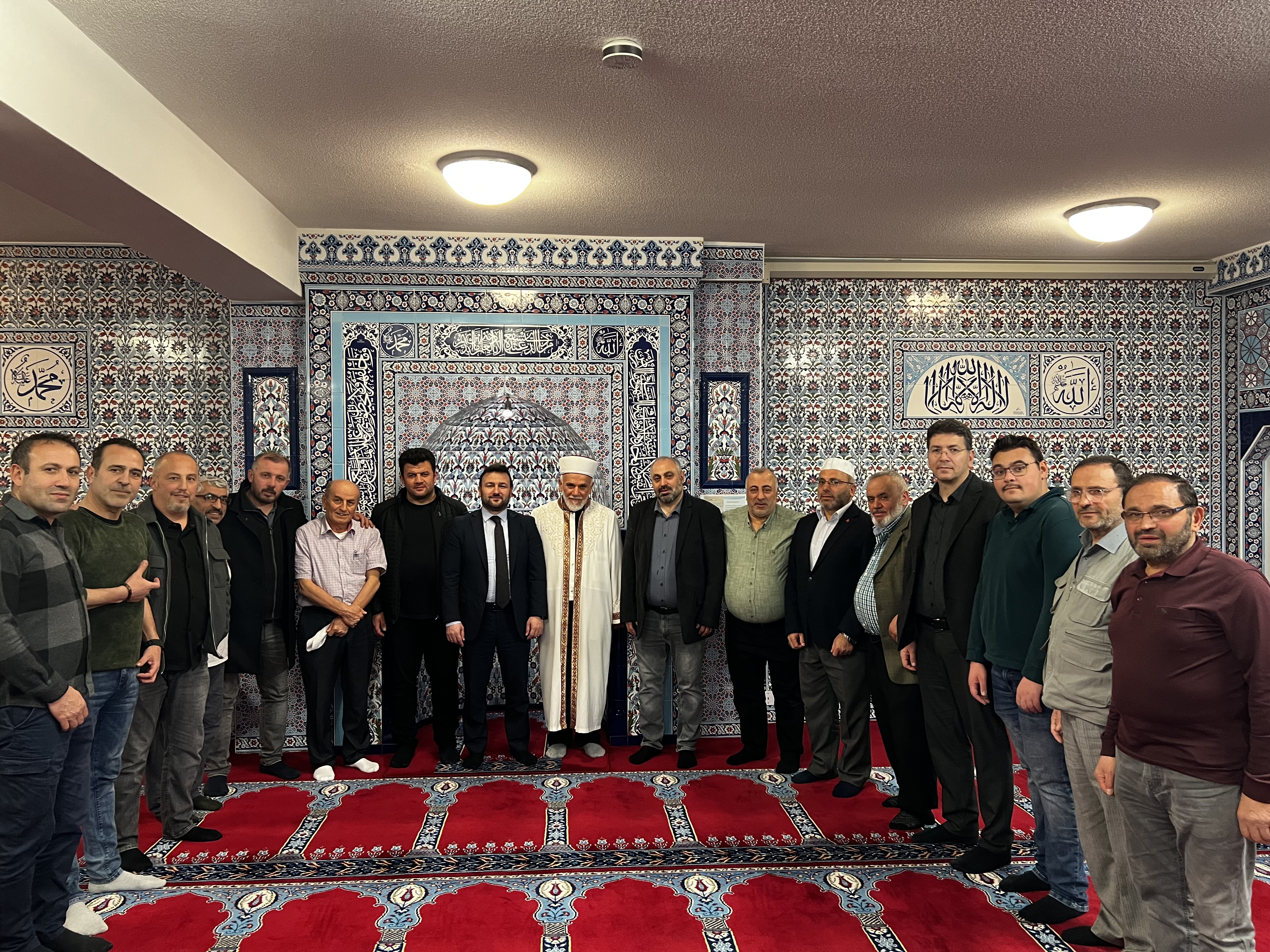 VORARLBERG’DE İŞ ADAMLARI VE MEDYA TEMSİLCİLERİ İFTARDA BULUŞTU