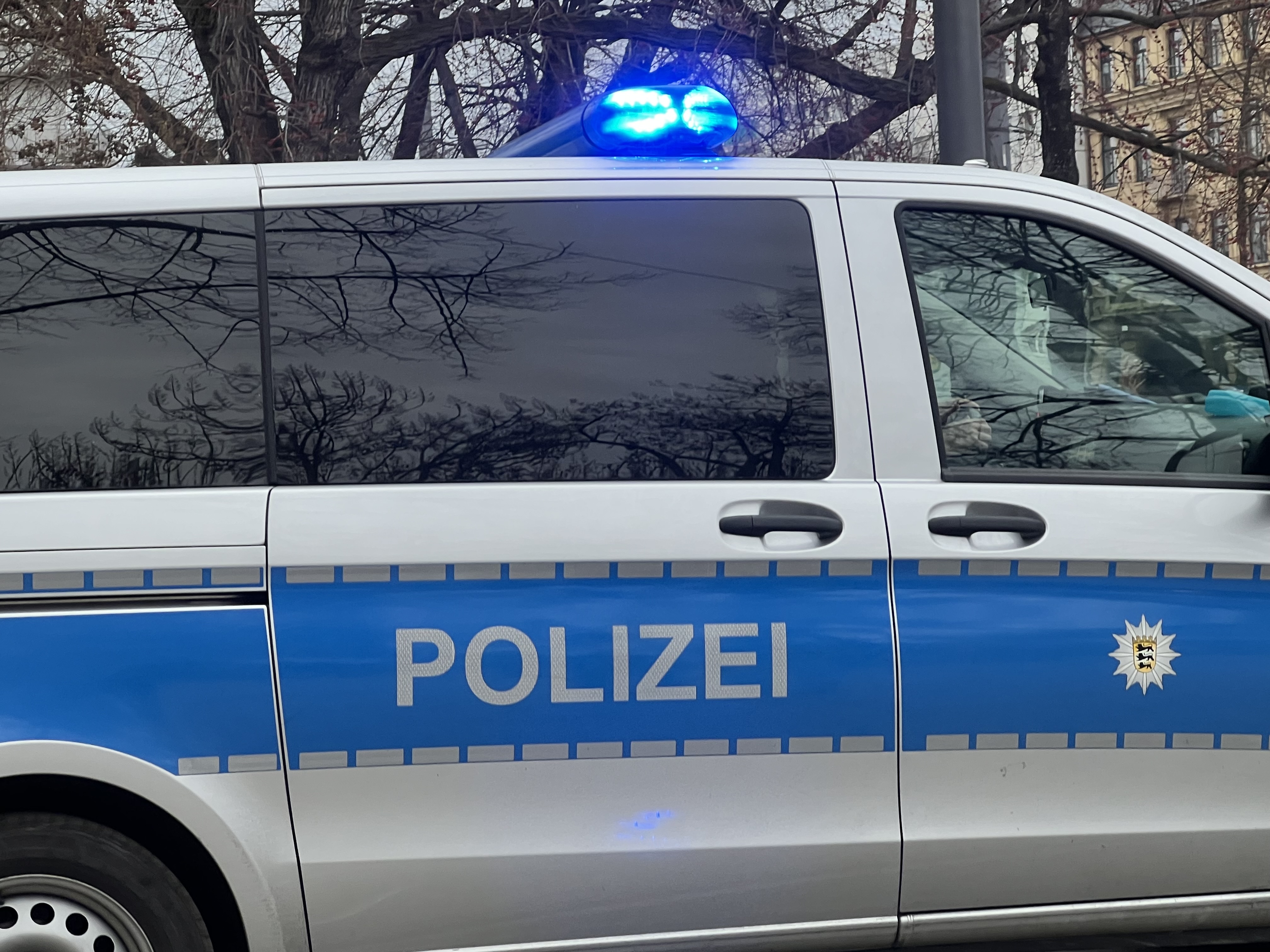 Hamburg’da Bıçaklı Saldırı: En Az 12 Yaralı, Zanlı Gözaltında