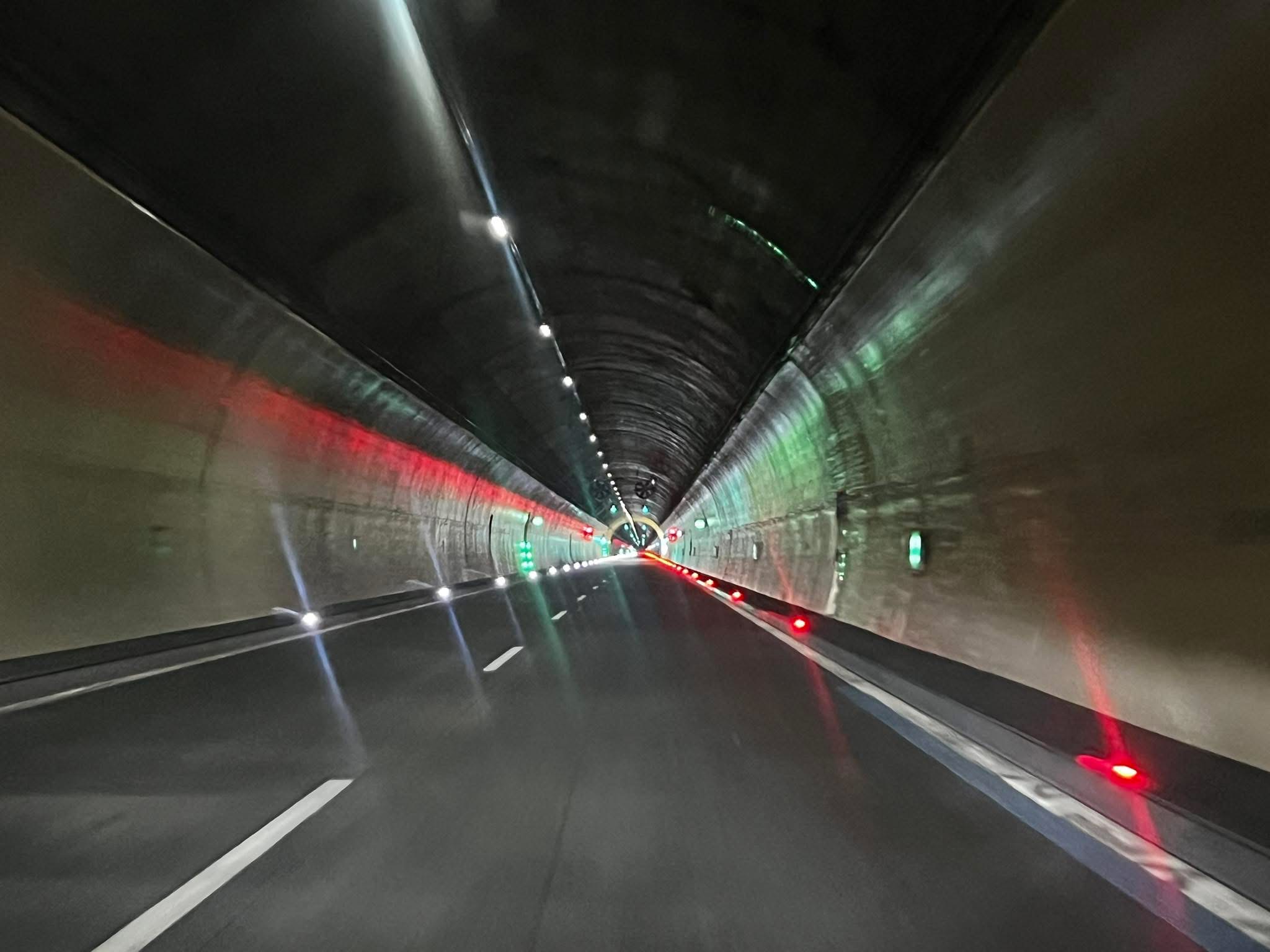 Arlberg Tüneli Cumartesi Günü Tatbikat Nedeniyle Kapanacak Arlberg Tüneli Cumartesi Günü Tatbikat Nedeniyle Kapanacak