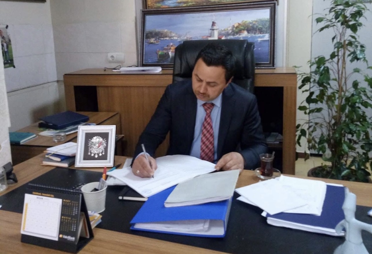 Cemil Sucu’dan Sert Çıkış: “Üsküdar’da İhanete Geçit Yok!” Cemil Sucu’dan Sert Çıkış: “Üsküdar’da İhanete Geçit Yok!”