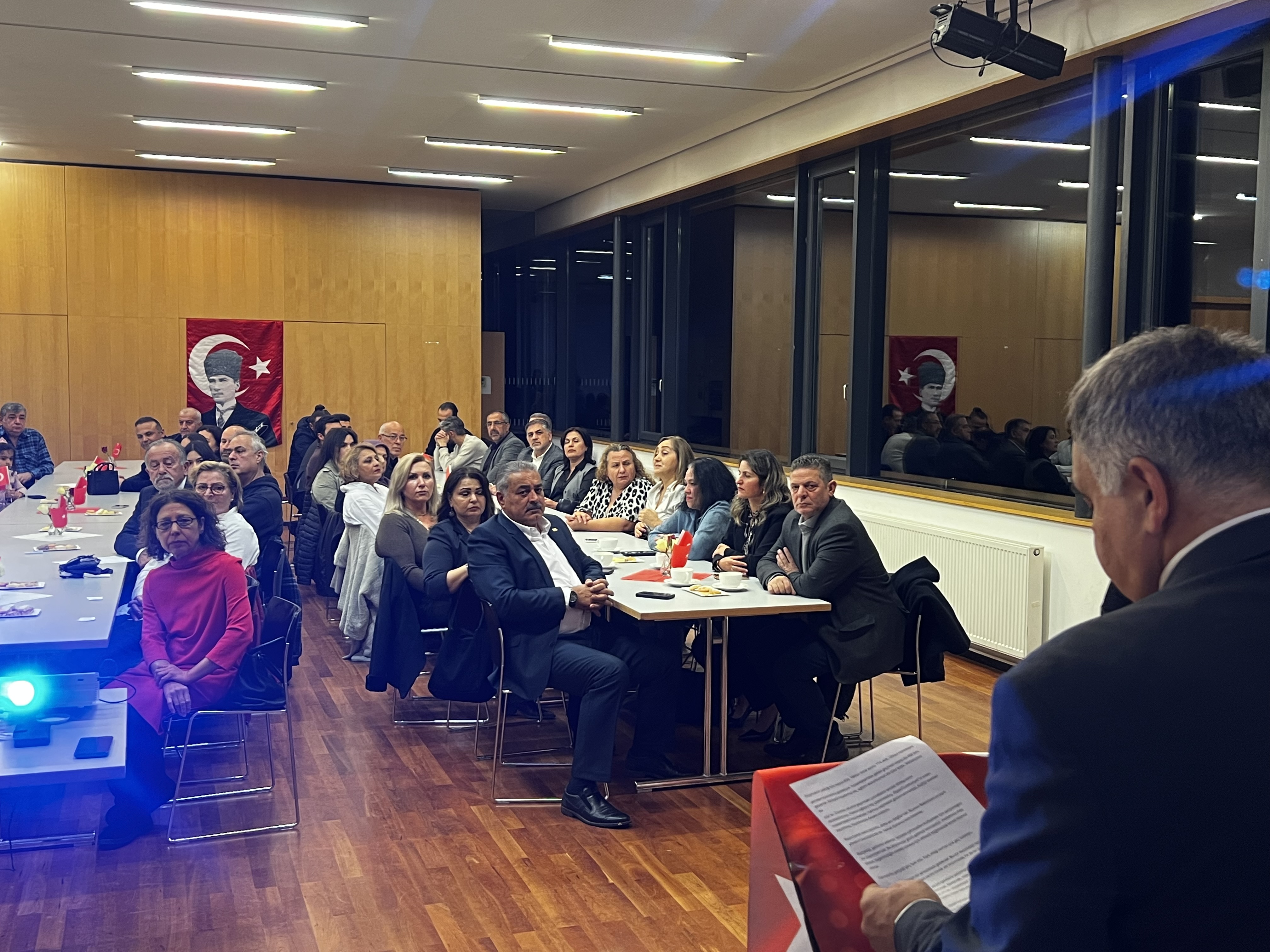 Cumhuriyetimizin 102. Yılı Coşkuyla Kutlandı: AADD Vorarlberg’den Anlamlı Program Cumhuriyetimizin 102. Yılı Coşkuyla Kutlandı: AADD Vorarlberg’den Anlamlı Program