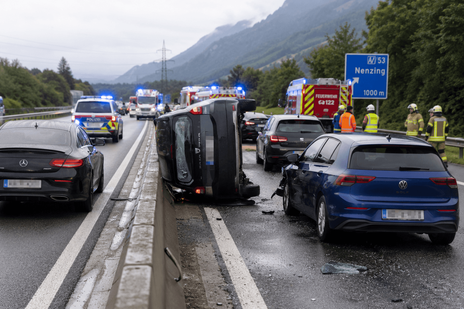 A14 Otoyolu’nda Zincirleme Kaza: Aile İçi Şiddet İddiası Trafiği Felç Etti
